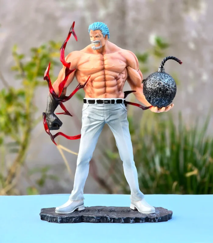 Monkey D. Garp Action Figure 26cm White (One Piece)