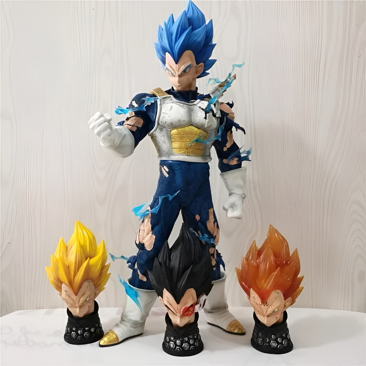 Super Saiyan Vegeta Action Figure 45cm With Light (Dragon Ball Z)